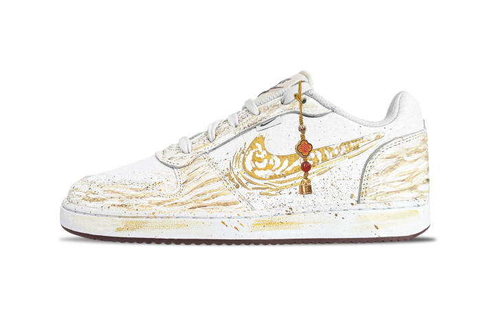 Nike Nike EBERNON Abrasion Resistant Low top Skateboard Shoes Men's Gold White