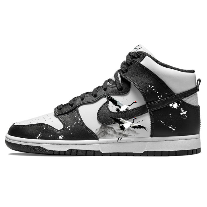 Nike Nike Dunk Slip Resistant Abrasion Resistant Mid top Skateboard Shoes Men's Black White