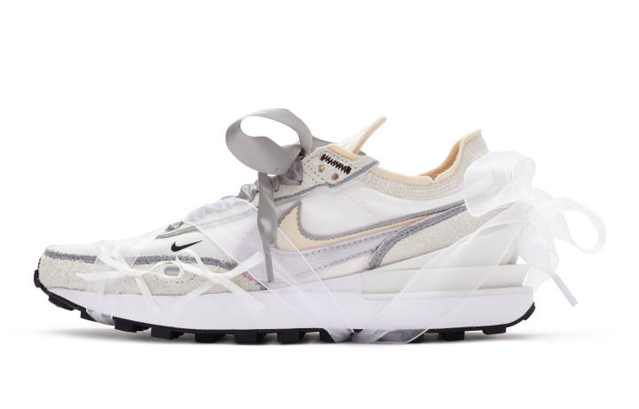 Nike Nike 811 Manufacturing Low top Skateboard Shoes GS Gray Beige White