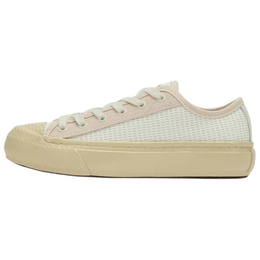 LACOSTE Slip Resistant Abrasion Resistant Low top Skateboard Shoes Women's White Brown