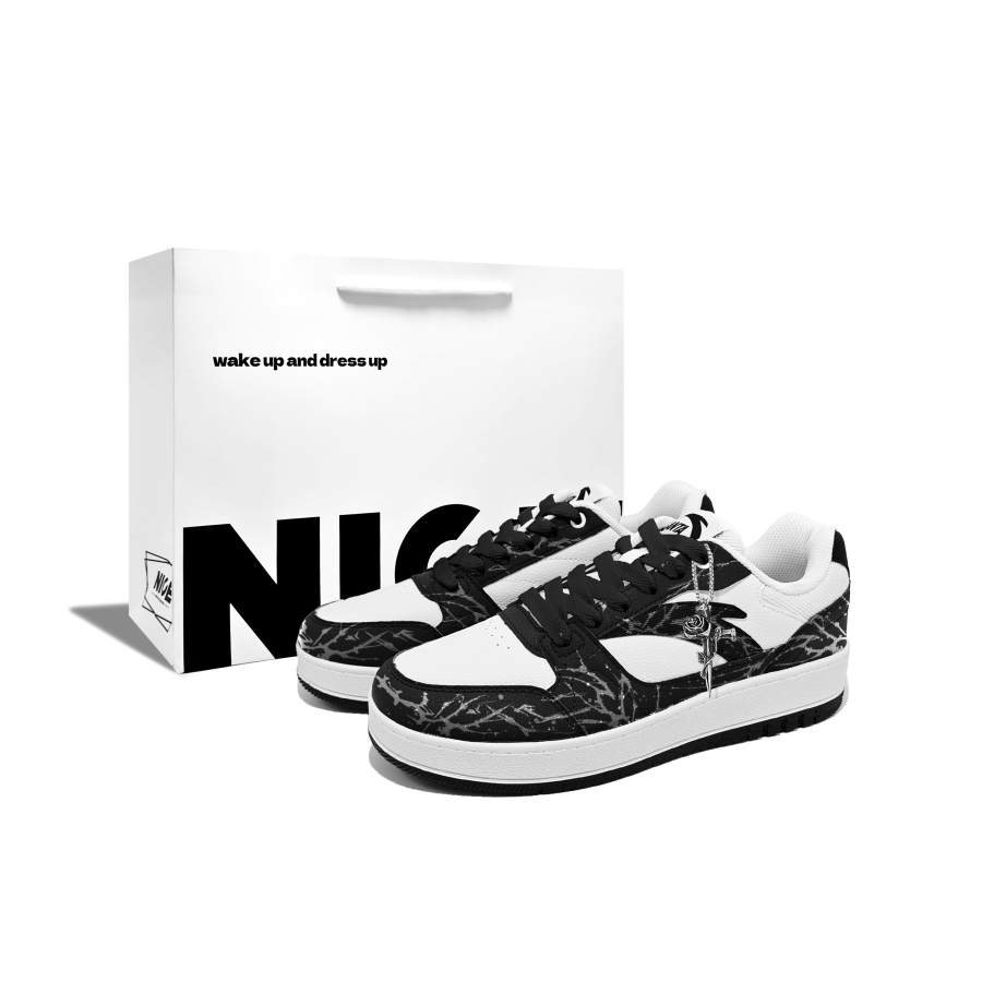 Anta Original 2 Cushioning Abrasion Resistant Low top Skateboard Shoes Unisex Black White