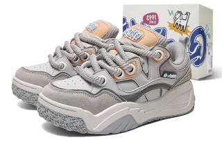 Q-AND Q AND Low top Skateboard Shoes Unisex