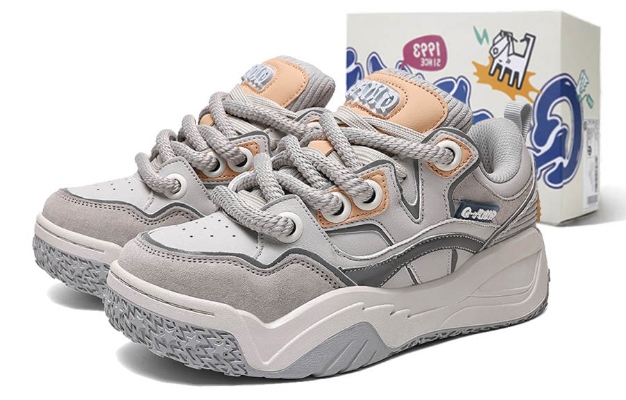 Q-AND Q AND Low top Skateboard Shoes Unisex