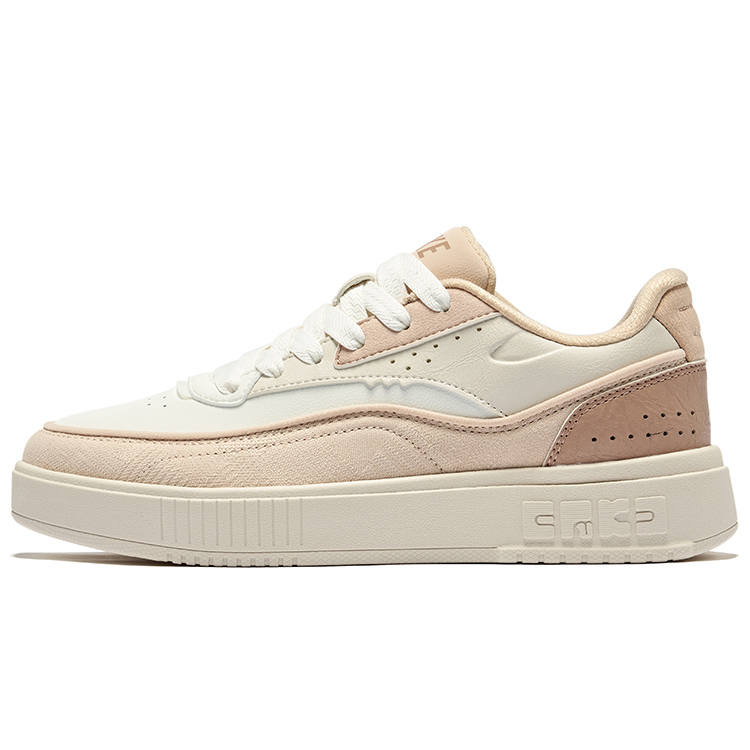 Erke Fun Play Slip Resistant And Breathable Low top Skateboard Shoes Women's Apricot White