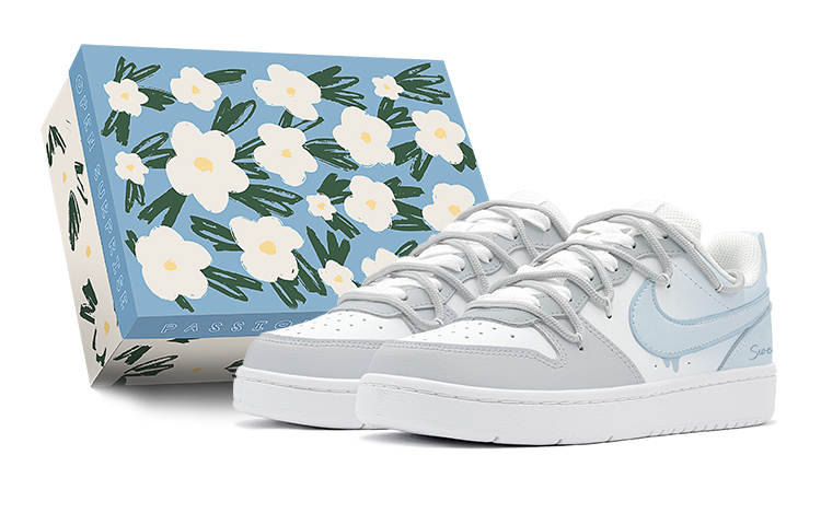 Nike Nike Court Borough 2 Low top Skateboard Shoes GS Ice Blue