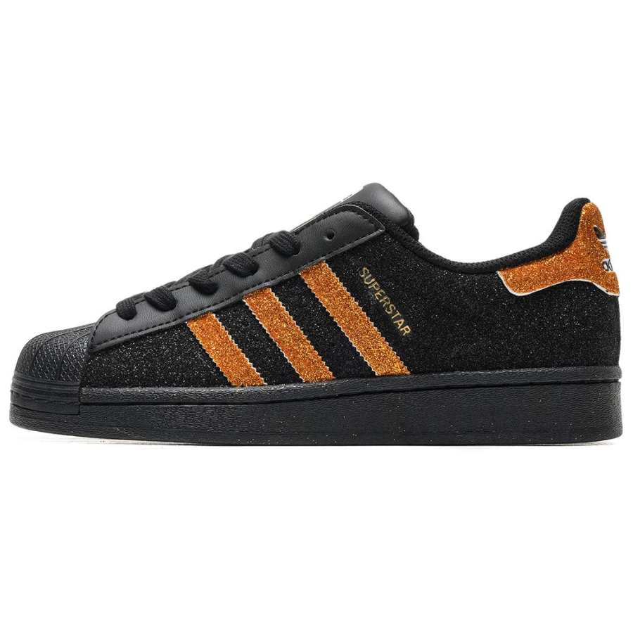 Adidas Originals SUPERSTAR Slip Resistant Abrasion Resistant Low top Skateboard Shoes Unisex Black Gold