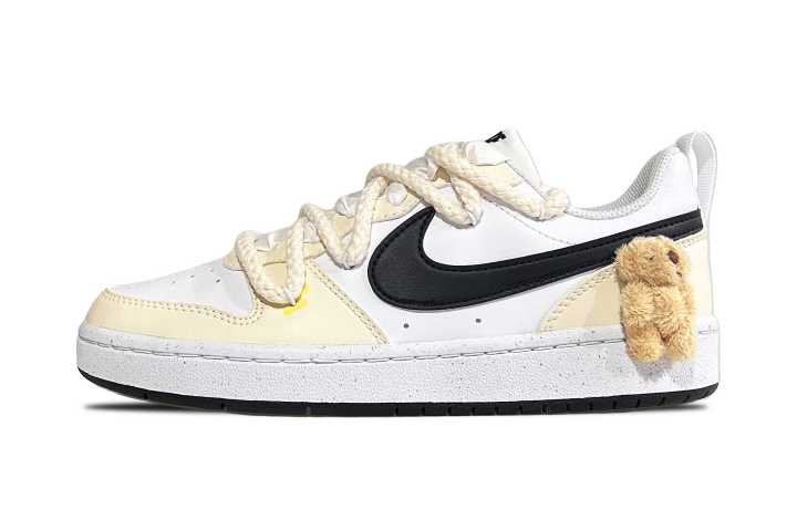 Nike Nike Court Borough Slip Resistant Slip Resistant Low top Skateboard Shoes GS Champagne