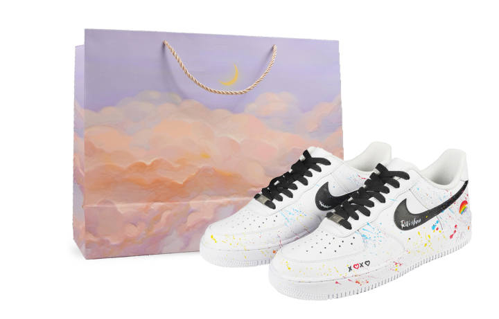 Nike Nike Air Force 1 Lucky Day Slip Resistant Abrasion Resistant Low top Skateboard Shoes Unisex White