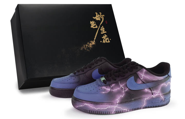 Nike Nike Air Force 1 Wondrous Brush Blossoms, Thunder Realm Abrasion Resistant Low top Skateboard Shoes Unisex Black Purple