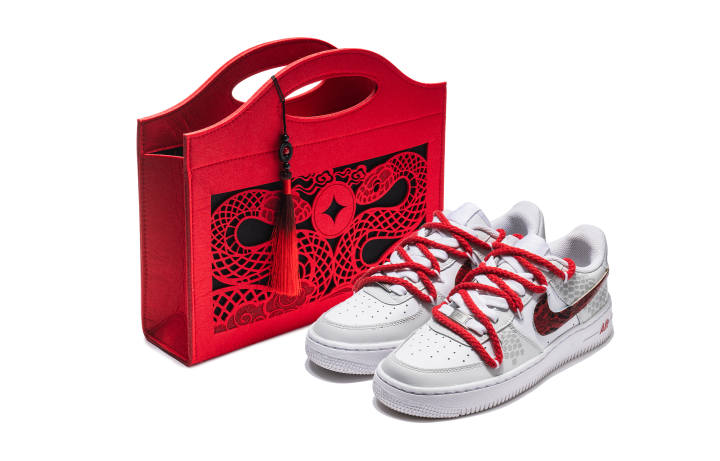 Nike Nike Air Force 1 Slip Resistant Abrasion Resistant Low top Skateboard Shoes Unisex White Red
