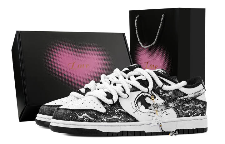 Nike Nike Dunk Longan Glance, Heart Box Abrasion Resistant Low top Skateboard Shoes Unisex Black White
