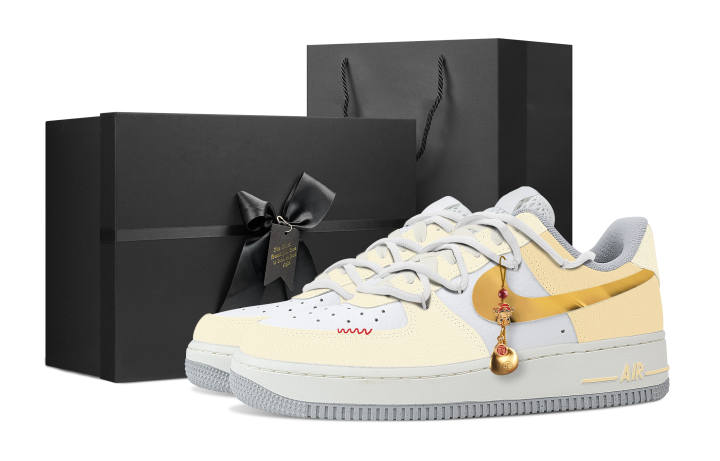 Nike Nike Air Force 1 Skateboard Shoes Women's Low Top Yellow/White