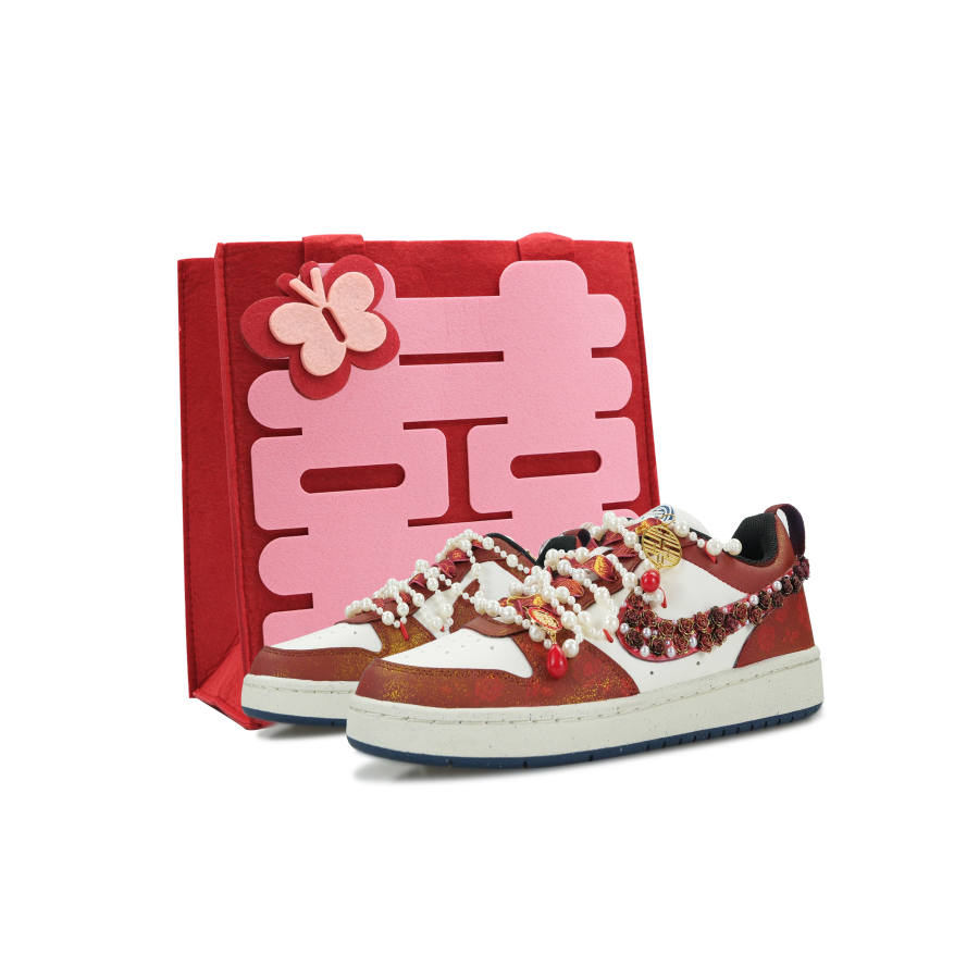 Nike Nike Court Borough Abrasion Resistant Abrasion Resistant Low top Skateboard Shoes Women's Red