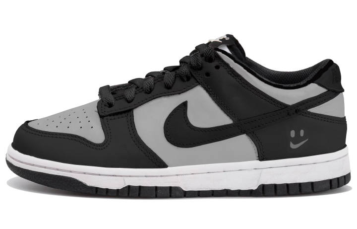 Nike Nike Dunk Abrasion Resistant Abrasion Resistant Low top Skateboard Shoes Men's Black Gray
