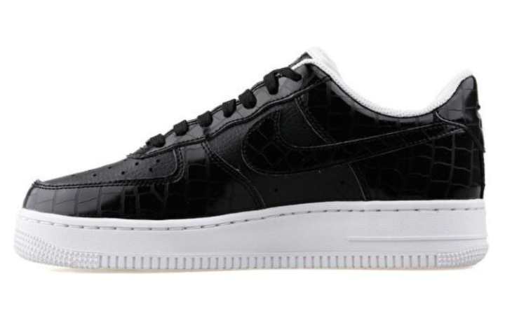 Nike Nike Air Force 1 Low Essential Black White Women's
