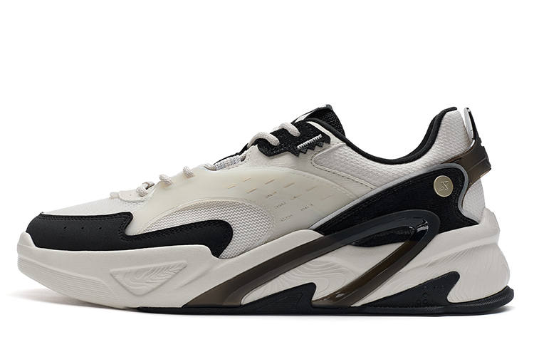 XTEP Skateboard Shoes Men's Low Top White Sand Gray/Black
