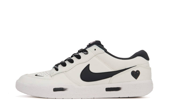 Nike Nike SB Force 58 Cold War Abrasion Resistant Abrasion Resistant Low top Skateboard Shoes Unisex White Black