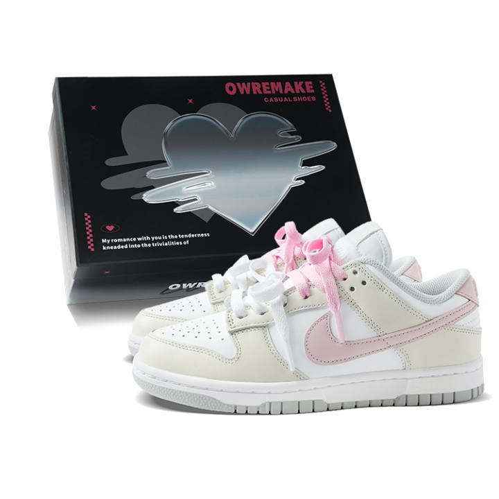 Nike Nike Dunk Slip Resistant Slip Resistant Low top Skateboard Shoes Women's Beige Pink