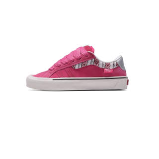 BladMaste Slip Resistant, Abrasion Resistant, Lightweight Low top Skateboard Shoes Unisex Dragon Fruit