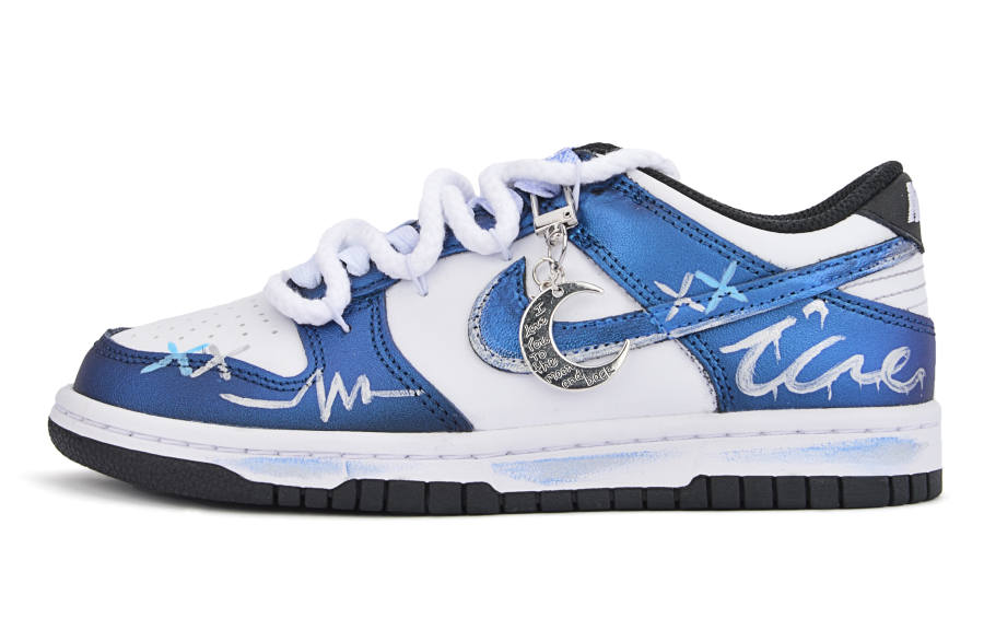 Nike Nike Dunk Abrasion Resistant Low top Skateboard Shoes Women's Black Blue