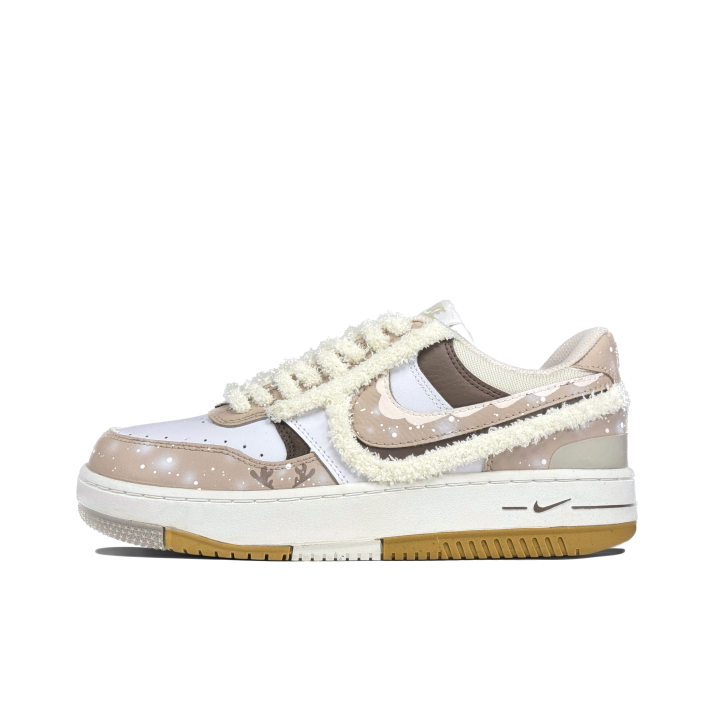 Nike Nike Gamma Force Low top Skateboard Shoes Women's Khaki