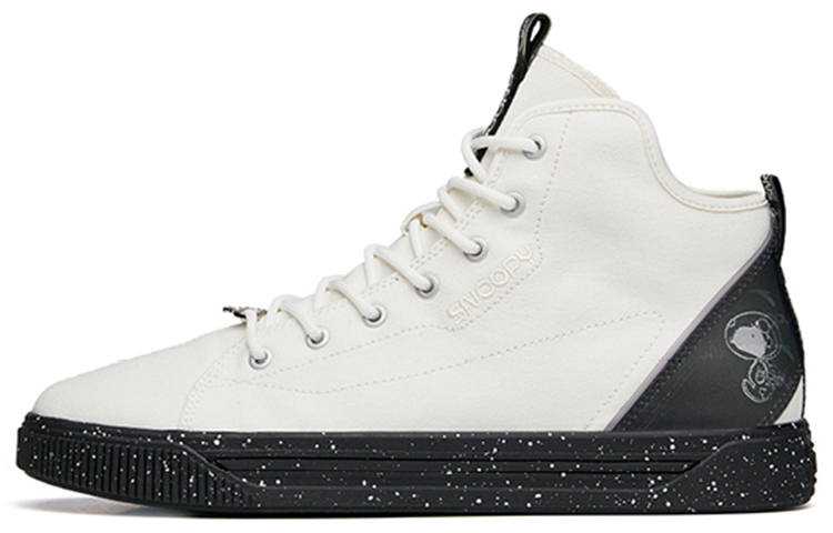 ANTA X Snoopy Skateboarding Series Sneakers High 'White Black'