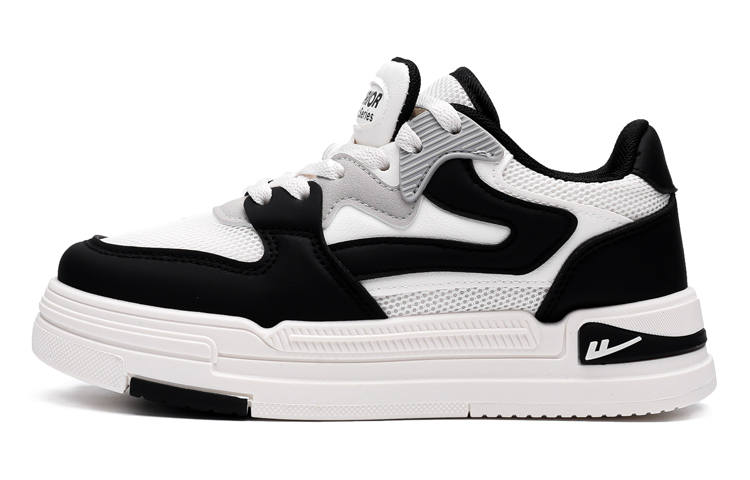 Warrior Synthetic Leather Low top Skateboard Shoes Unisex Black White