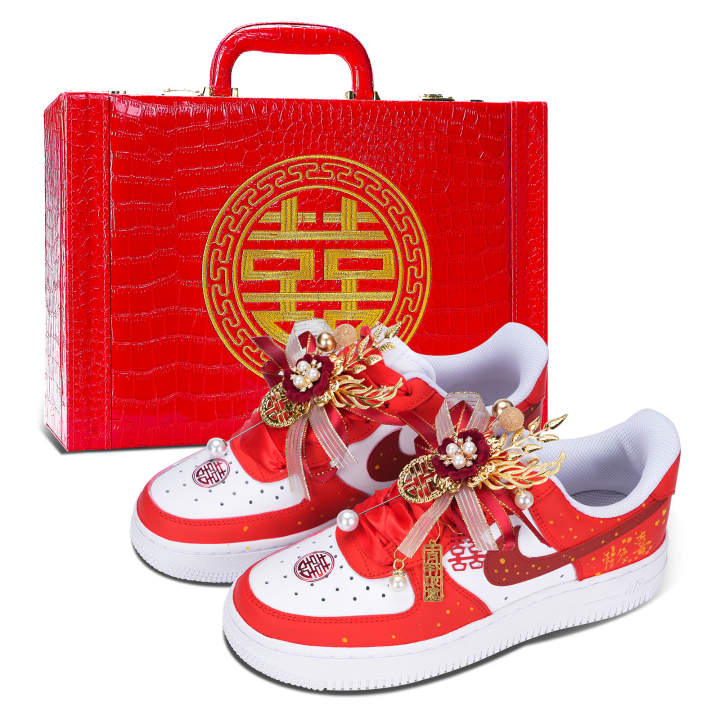 Nike Nike Air Force 1 Joyful Slip Resistant Abrasion Resistant Low top Skateboard Shoes Unisex Red
