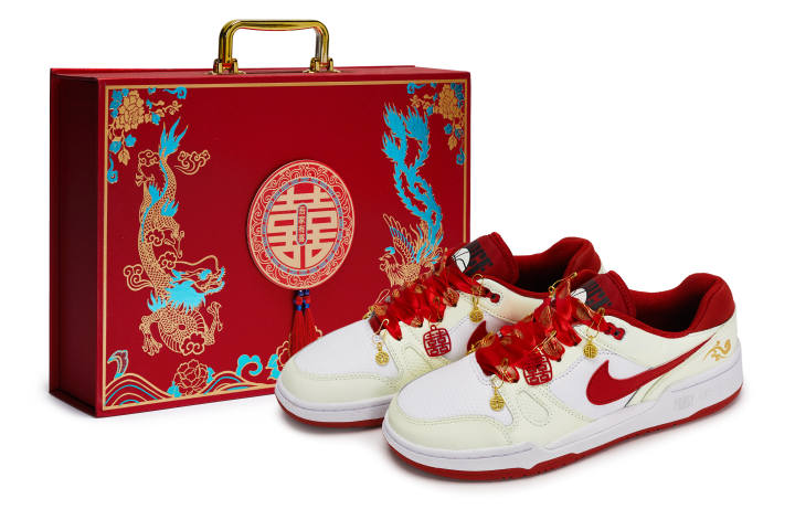 Nike Nike Full Force 811 Manufacturing, Auspicious Clouds Leaping Gold, Gift Box Slip Resistant Abrasion Resistant Low top