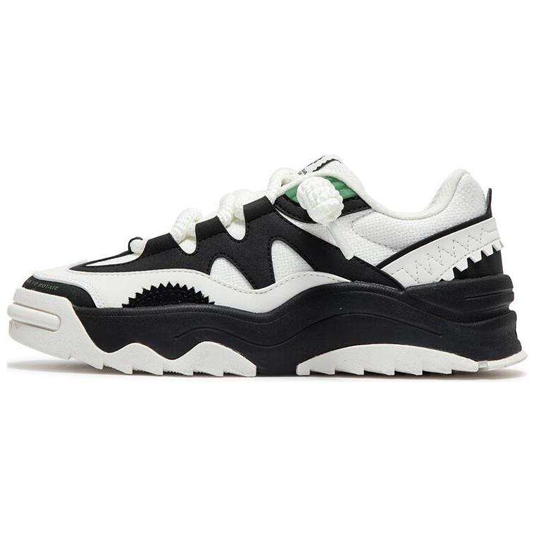 361° Abrasion Resistant Breathable Low top Skateboard Shoes Women's White Black