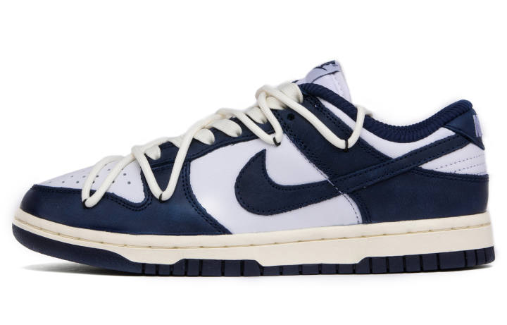 Nike Nike Dunk Low top Skateboard Shoes Women's Marine Blue White