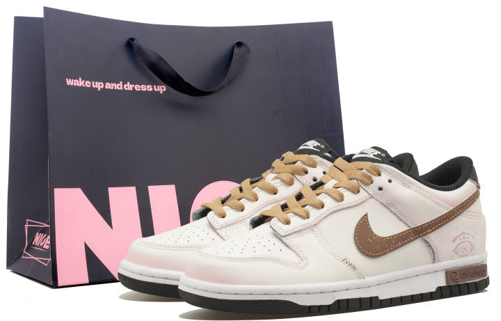Nike Nike Dunk Cushioning Lightweight Cushioning Lightweight Low top Skateboard Shoes Women's Pink