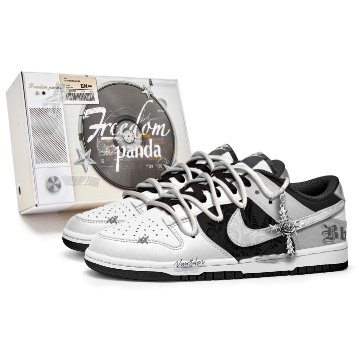Nike Nike Dunk Freedom Panda, Box, Rose Heart Slip Resistant Abrasion Resistant Low top Skateboard Shoes Unisex Black White