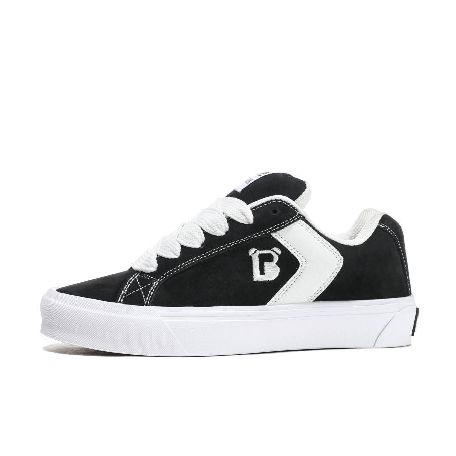 Princess Bee Slip Resistant Abrasion Resistant Low top Skateboard Shoes Unisex Black Goku Myth