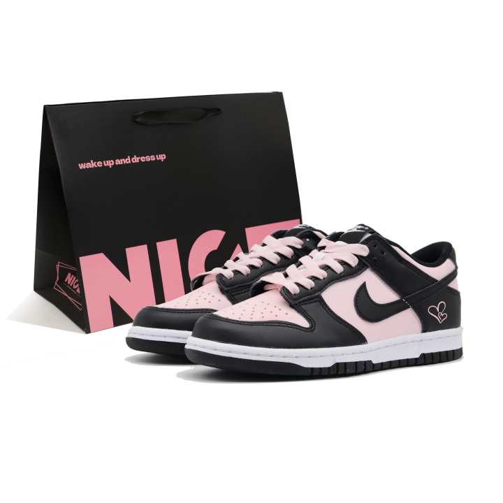 Nike Nike Dunk Sweetheart Leather Abrasion Resistant Low top Skateboard Shoes Unisex Black Pink