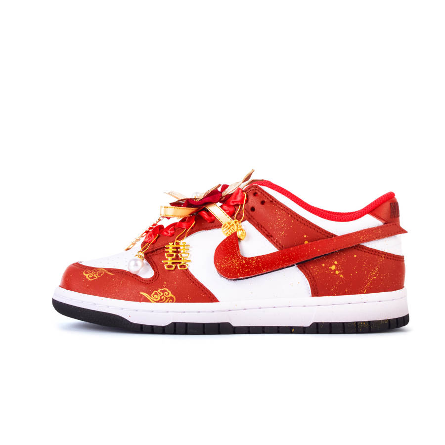 Nike Nike Dunk A Match Made In Heaven Leather Slip Resistant Low top Skateboard Shoes Women's Red