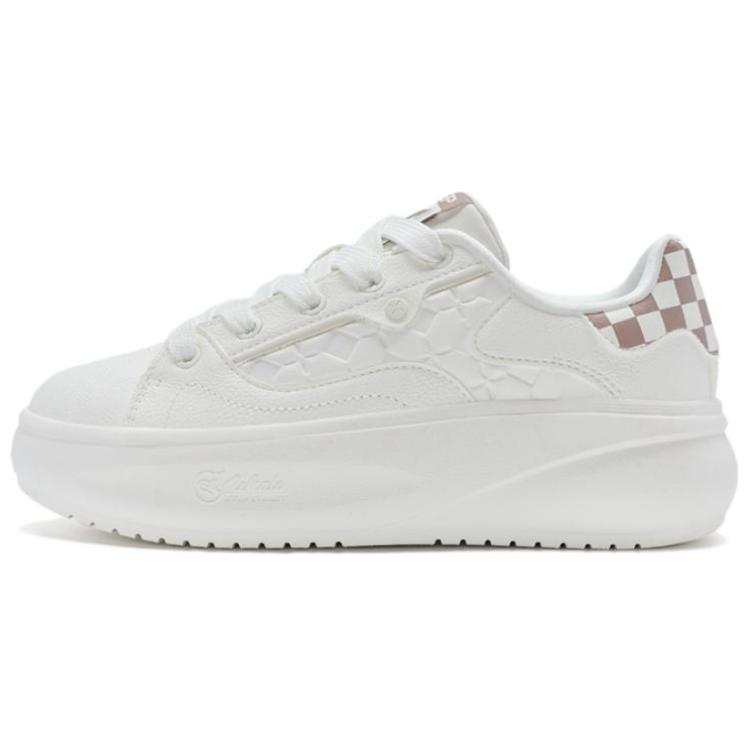 XTEP Cushioning, Wear Resistant Low top Skateboard Shoes Women's White Brown