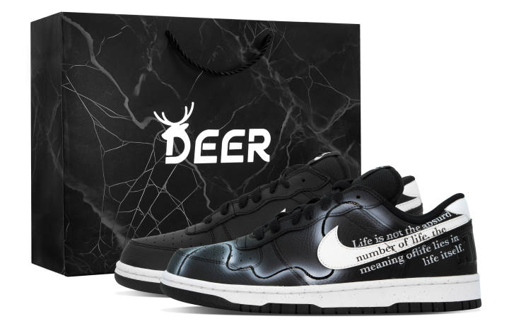 Nike Nike Big DEER Lightning Code Abrasion Resistant Abrasion Resistant Low top Skateboard Shoes Men's Black White