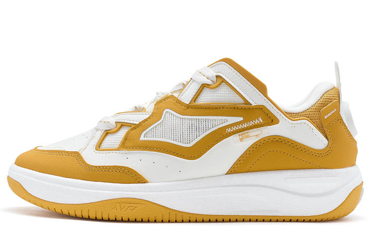 XTEP Qilang CTR Slip Resistant Abrasion Resistant Low top Skateboard Shoes Men's Liquorice Yellow Sail White