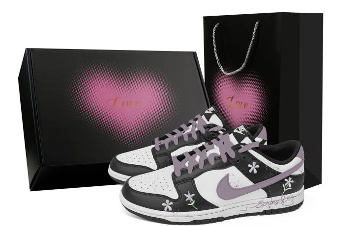 Nike Nike Dunk Bouquet Romantic Abrasion Resistant Low top Skateboard Shoes Unisex Black Purple