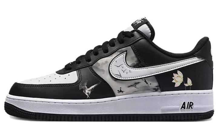 Nike Nike Air Force 1 Low top Skateboard Shoes Men's White Black