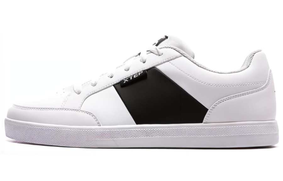 XTEP XTEP Low top Skateboard Shoes Men's White Black