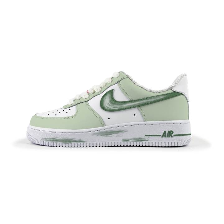 Nike Nike Air Force 1 Slip Resistant Low top Skateboard Shoes Women's White Green