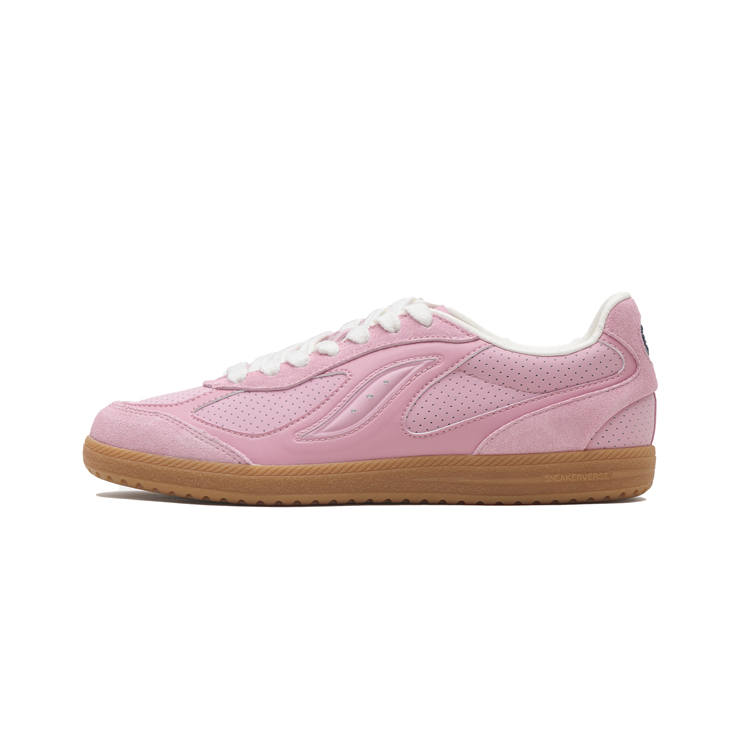 ANTA SNEAKERVERSE Slip Resistant Abrasion Resistant Low top Skateboard Shoes Women's Multicolor Makeup Powder