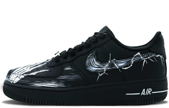 Nike Nike Air Force 1 Coverage Low top Skateboard Shoes Women's Black White