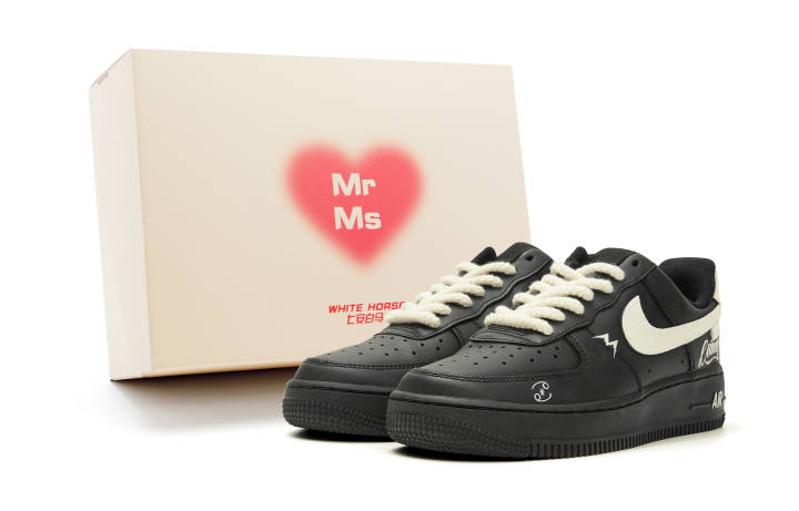 Nike Nike Air Force 1 Abrasion Resistant Slip Resistant Low top Skateboard Shoes Unisex Beige Black