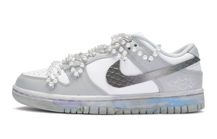 Nike Nike Dunk Low top Skateboard Shoes GS Gray Silver White