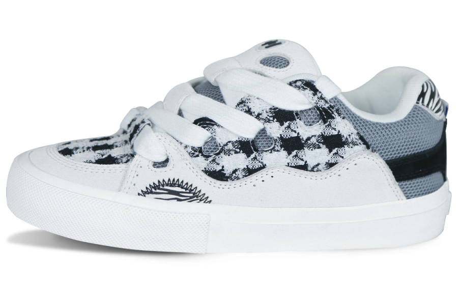Ollieskate Zoo Party Zoo Collection, Box, Zebra Print Checkerboard Slip Resistant Abrasion Resistant Cushioning Low top
