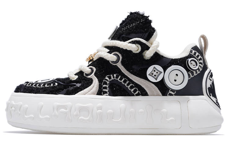 Palladium Low top Skateboard Shoes Unisex Black White