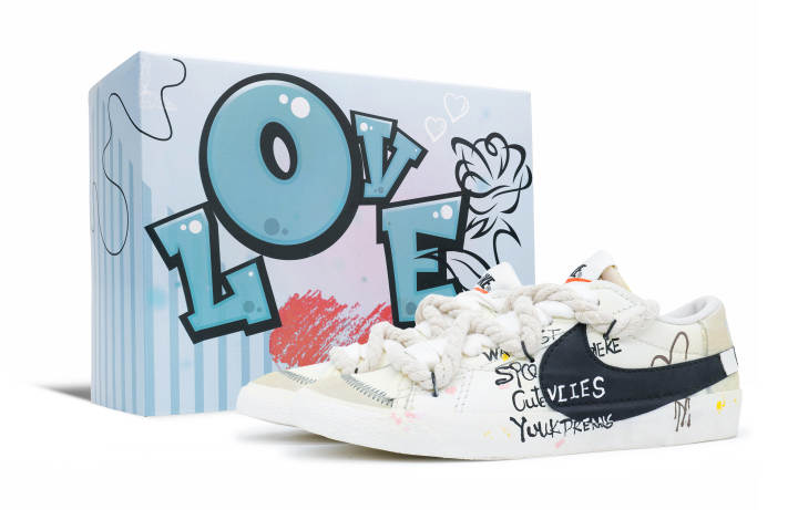 Nike Nike Blazer Low top Skateboard Shoes Men's Beige